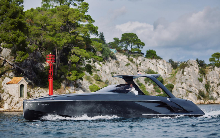 Frauscher 1414 Demon: Engineered for Adventure