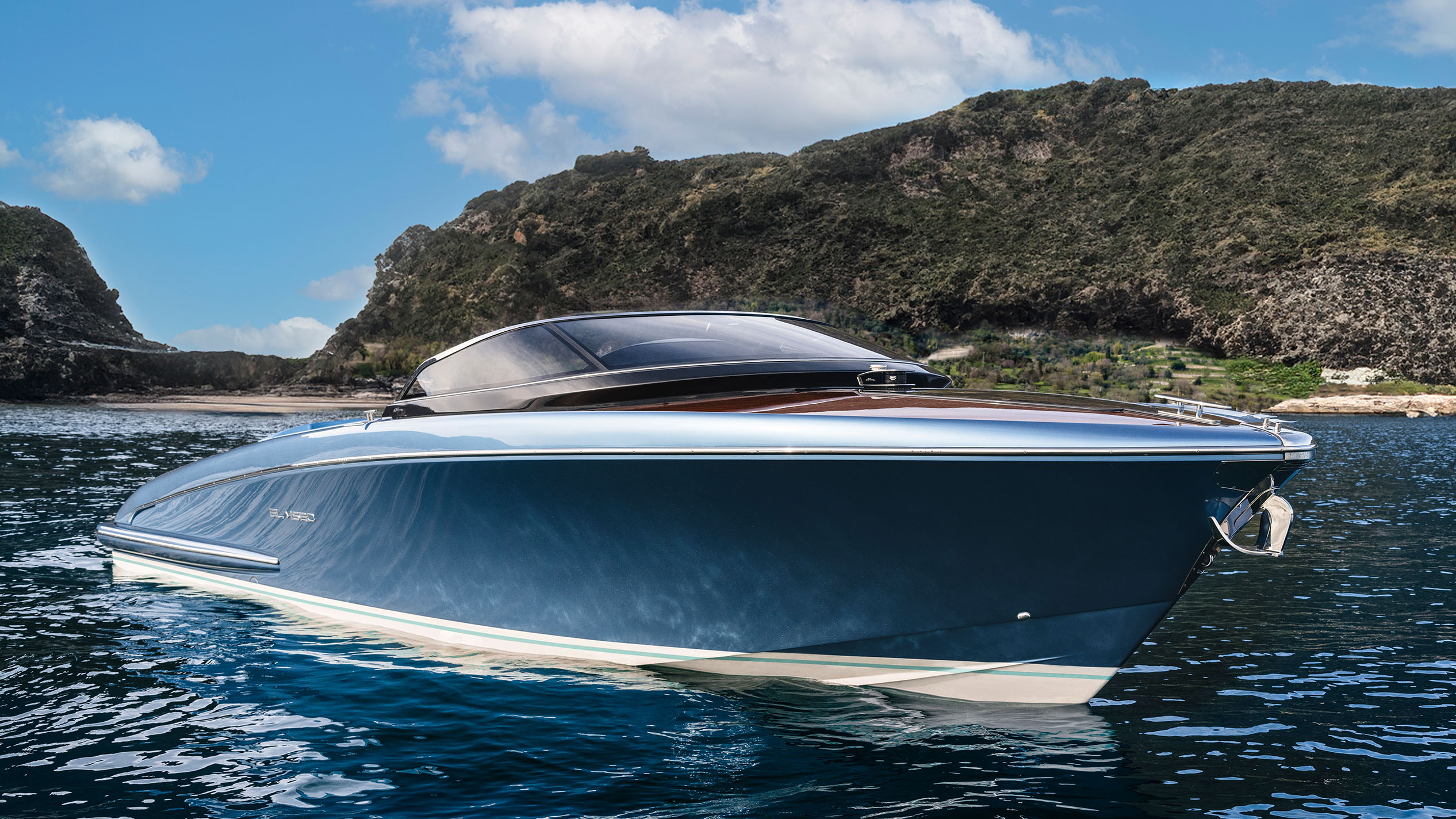 Riva EL-Iseo: a high-performance electric-powered boat