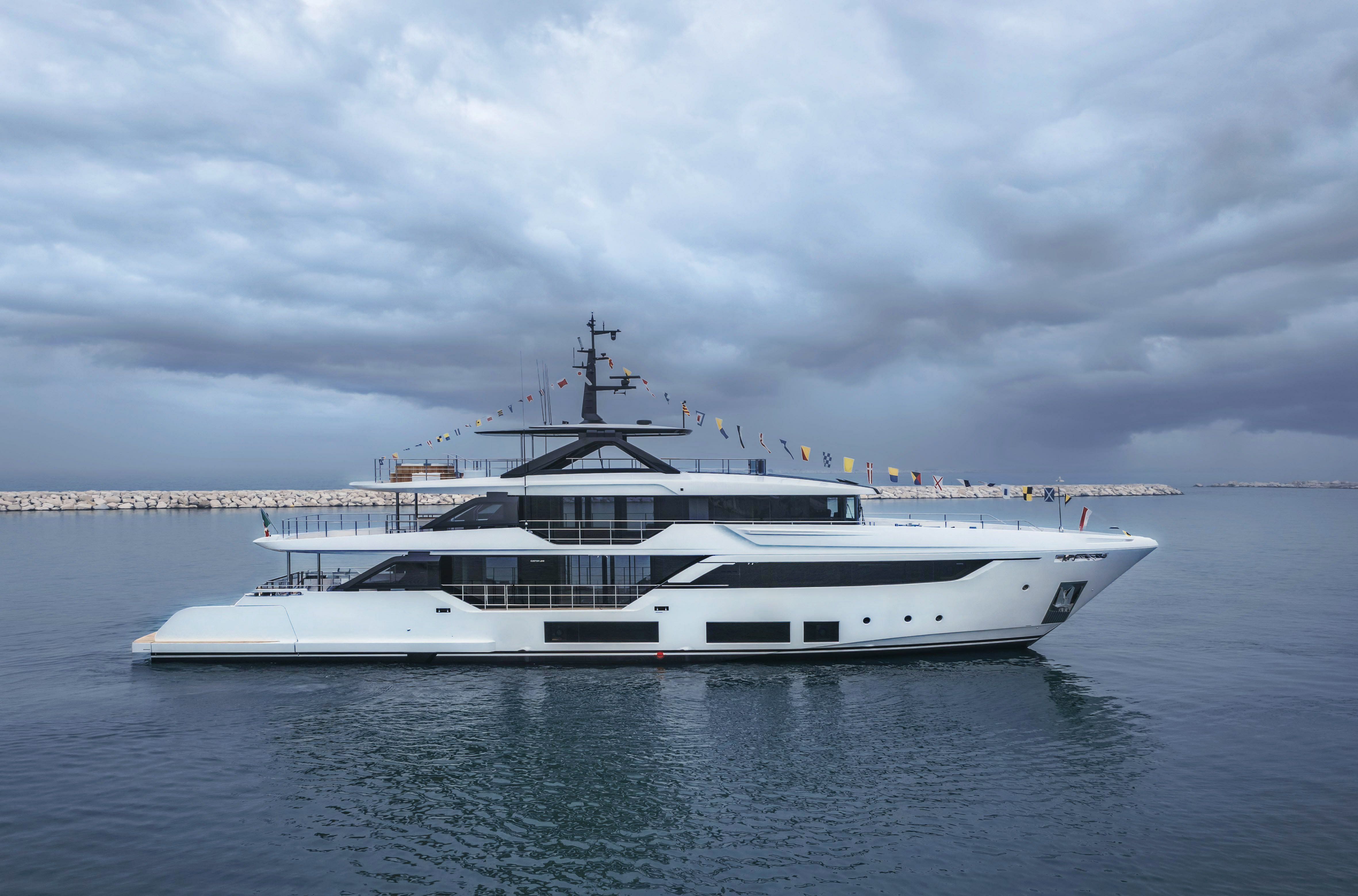 Custom Line Navetta 38: second launch in less than a year