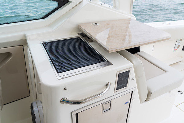 Boston Whaler 280 Vantage фото 1.10