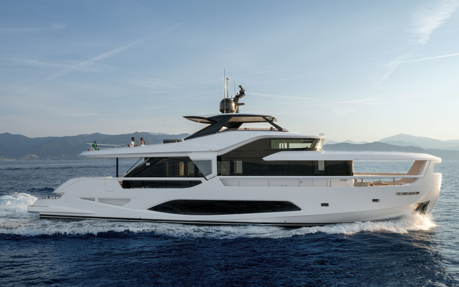 Ferretti Yachts INFYNITO 80 available for immediate delivery to Montenegro