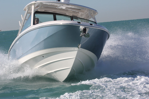 Boston Whaler 320 Vantage фото 1.3