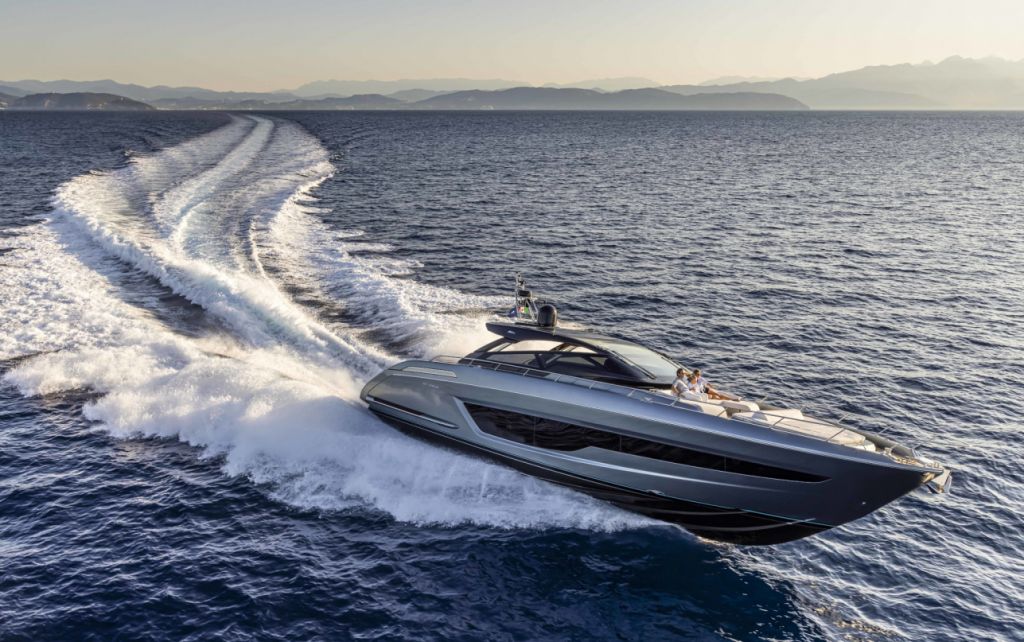 riva68_diablenewcruising_0001_52797.jpg