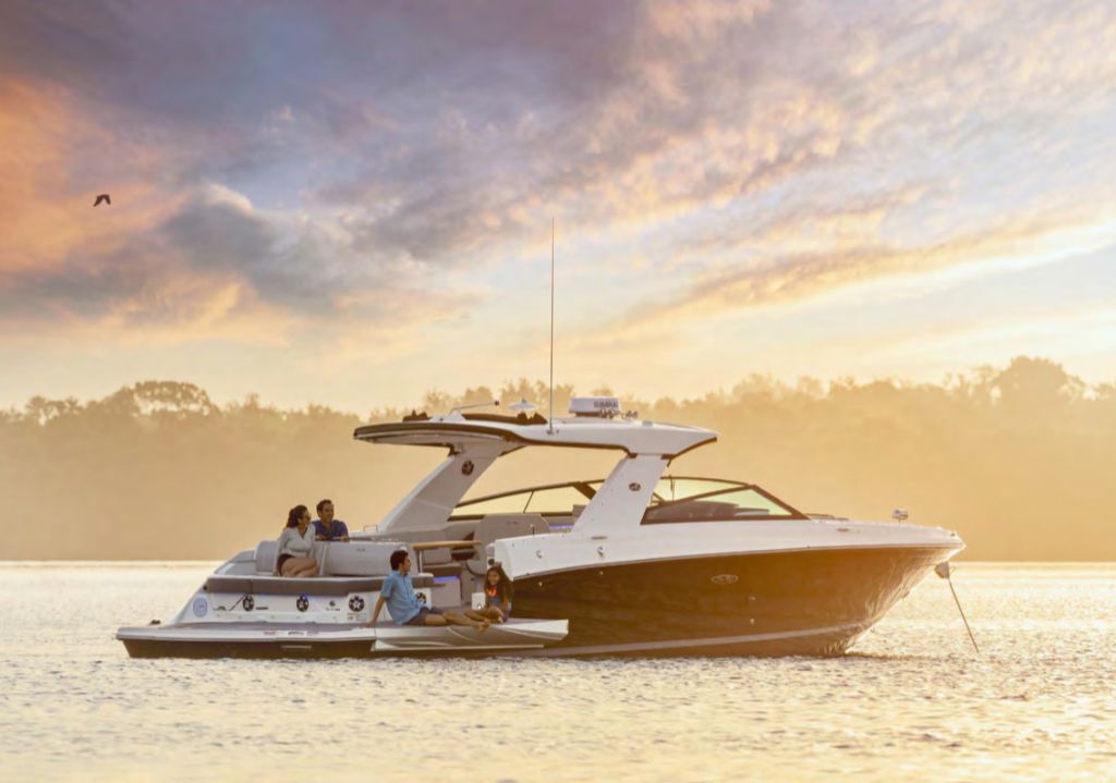 Sea Ray SLX 400.jpeg