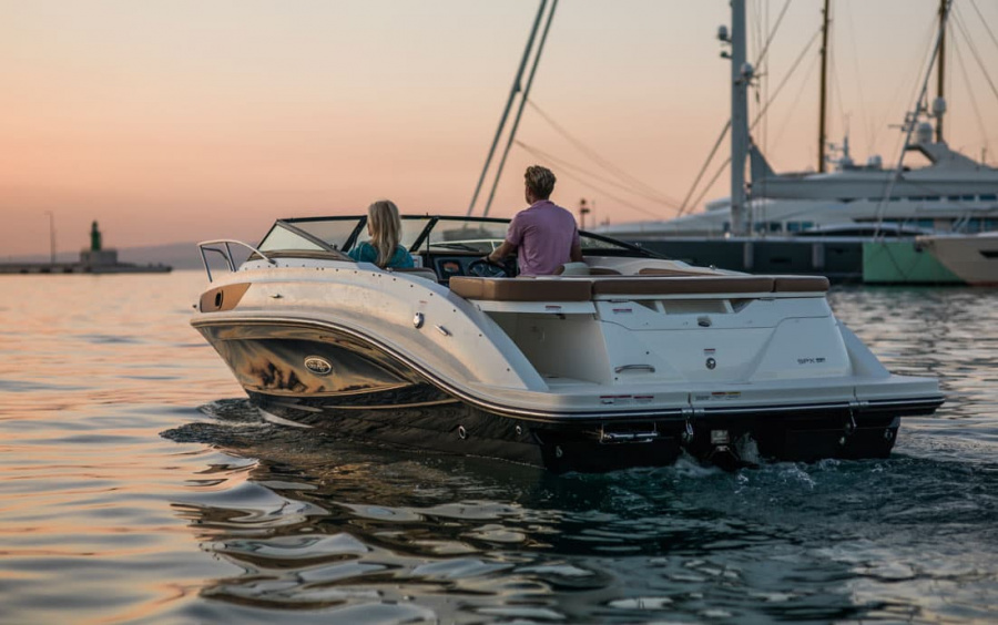 Sea Ray 230 SunSport фото 1.3