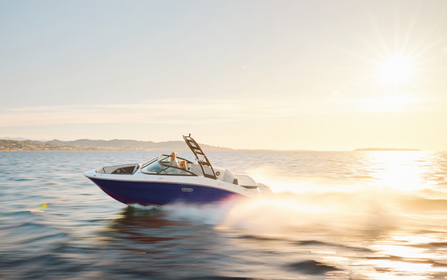Sea Ray 210 SPX/570 фото 1.2