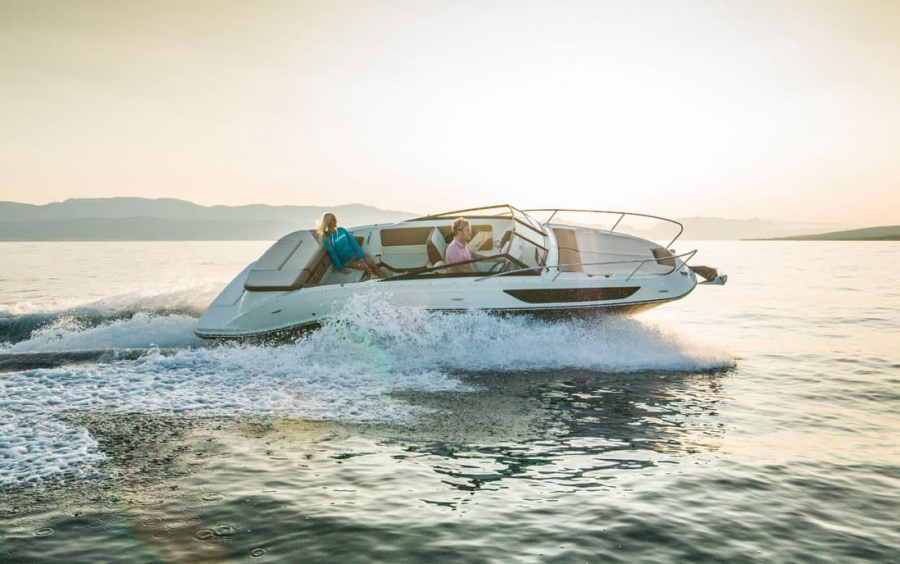 Sea Ray 230 SunSport фото 1.2