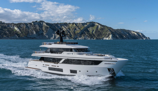 Custom Line Navetta 30 #24