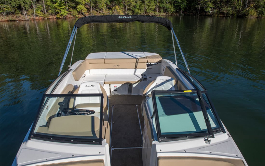 Sea Ray 230 SPX фото 2.2