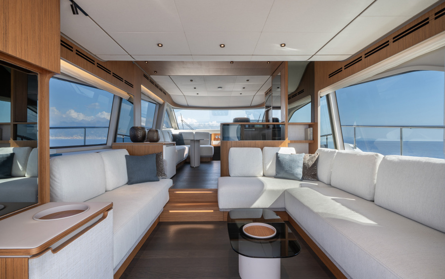 Ferretti Yachts 670 фото 2.7