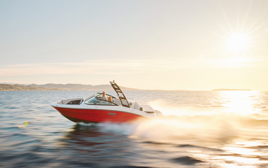 Sea Ray 210 SPX фото 1.1