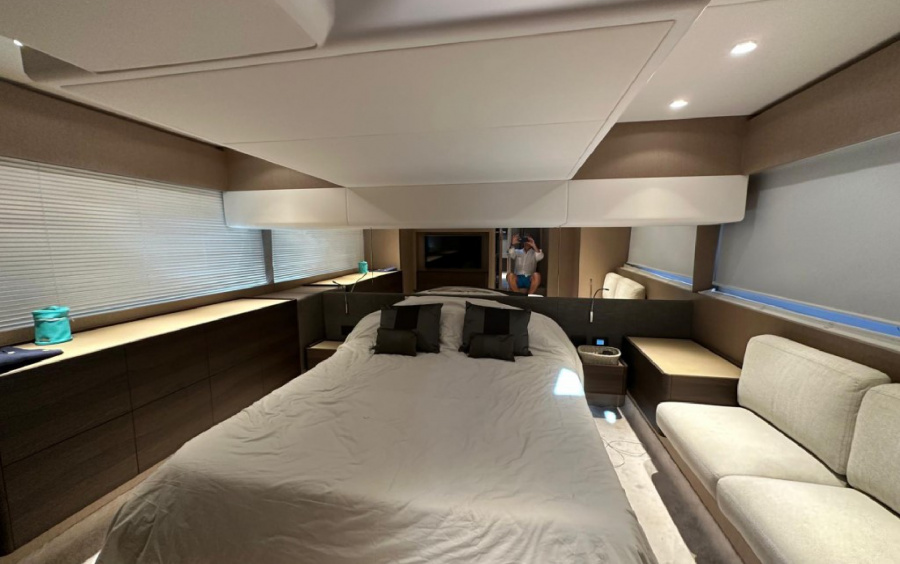 Ferretti Yachts 500 фото 1.4