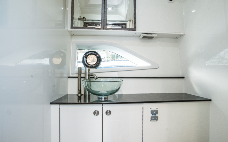 Sea Ray Sundancer 320 Outboard фото 1.10
