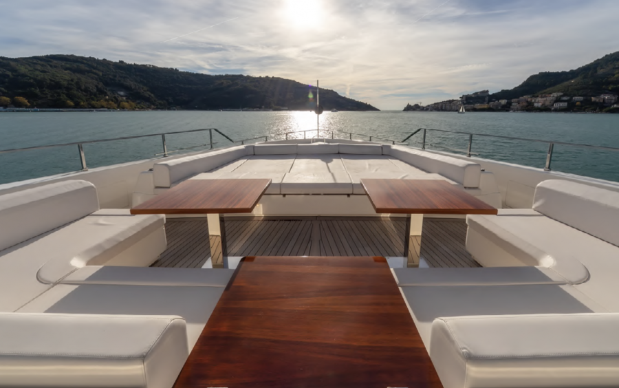 Custom Line Navetta 37 фото 2.3