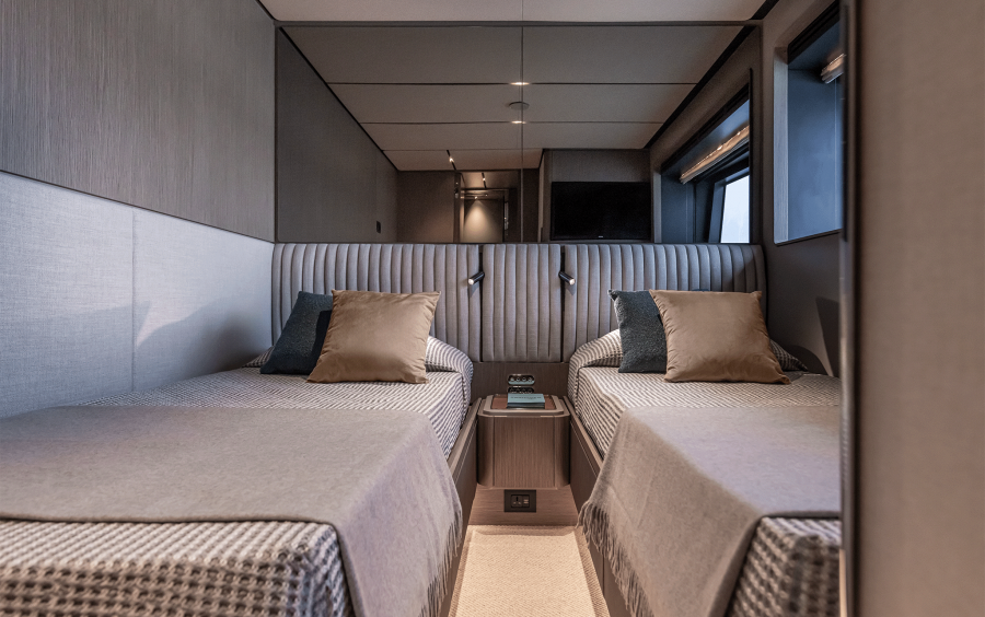 Ferretti Yachts INFYNITO 90 New фото 2.47