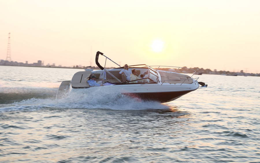 Sea Ray 230 SunSport/9381 фото 1.3