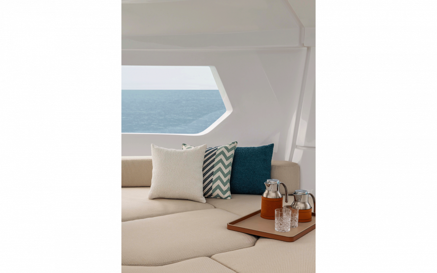 Ferretti Yachts INFYNITO 90 New фото 1.20