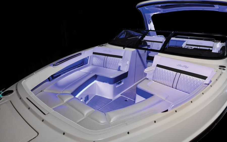 Sea Ray  SLX 310 OB (Outboard) фото 2.6